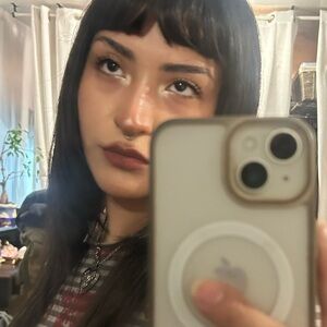 Meet your Posher, Dani